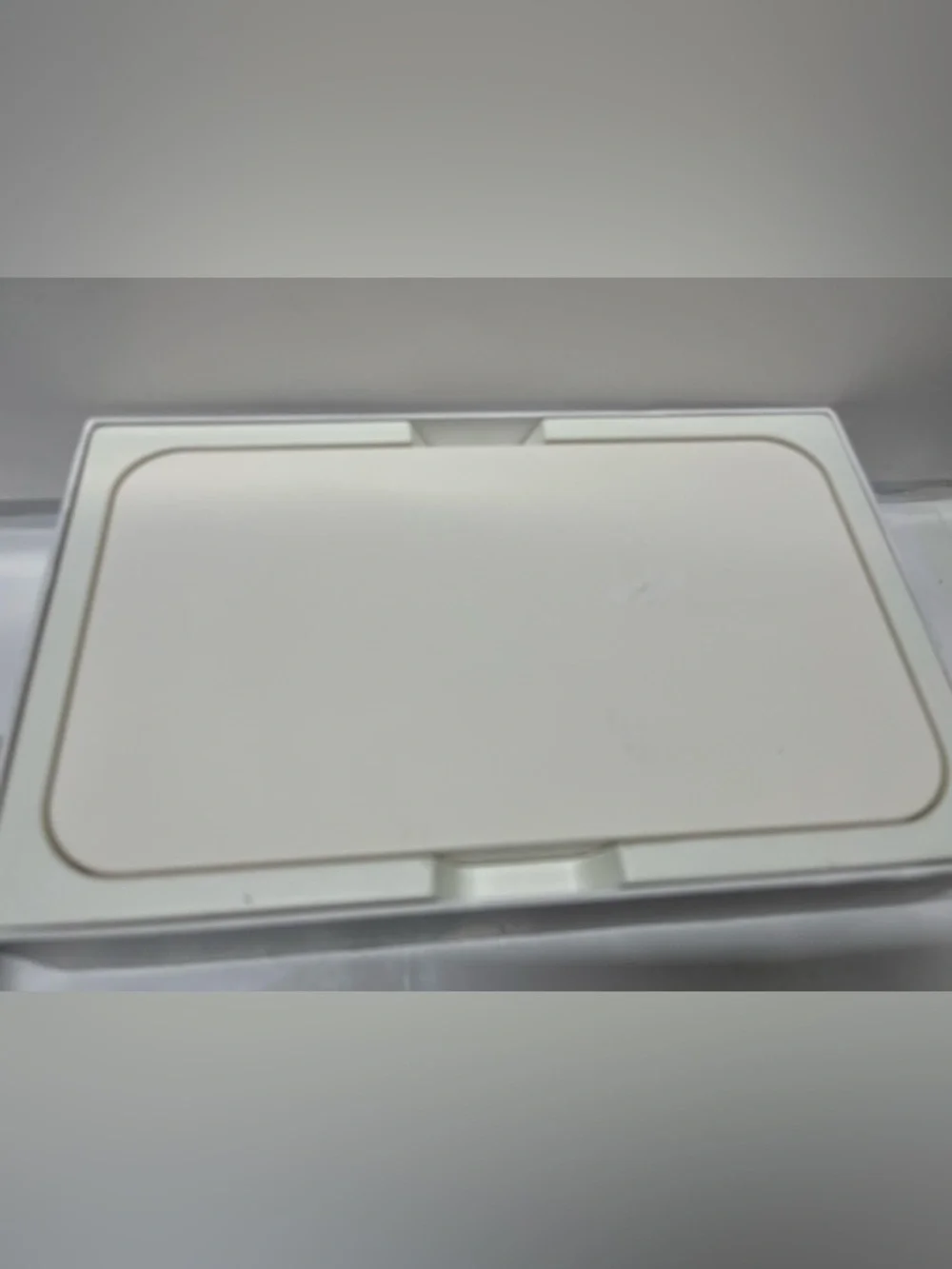 Samsung UV Sanitizer wireless charging Open 📦